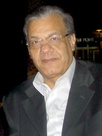 عادل حمودة